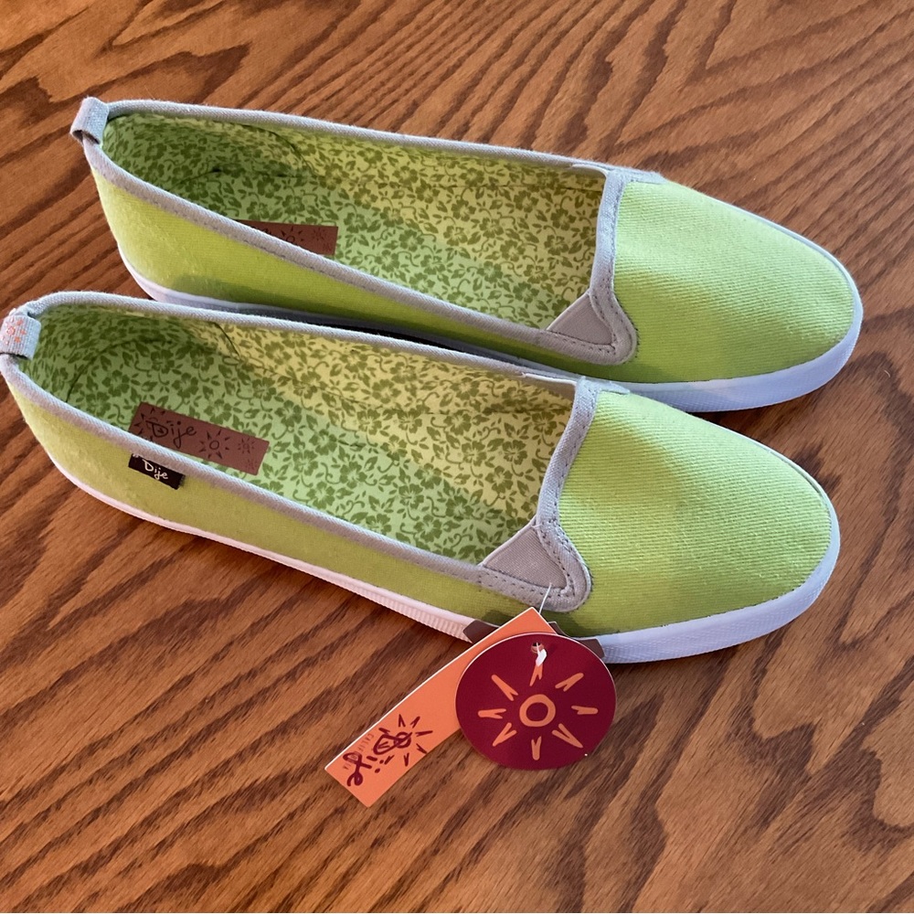 Dije California Canvas Slip-On Deck Sneakers Shoes, Women’s Sz 9M